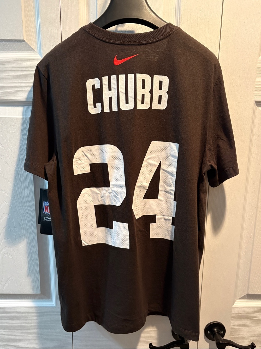 Nike Cleveland Browns Nick Chubb Name & Number T-Shirt